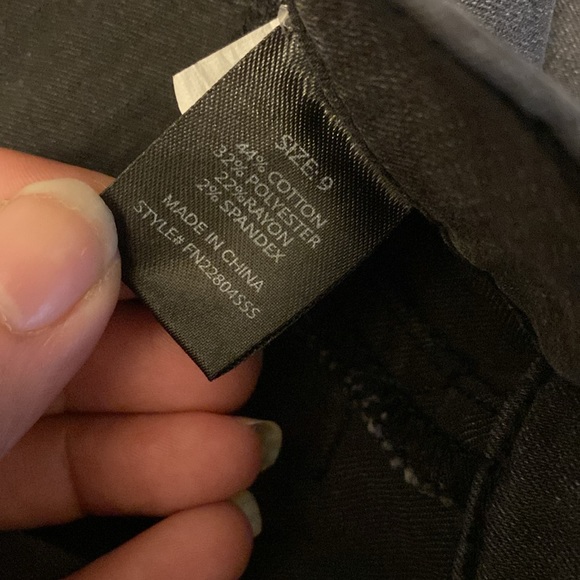 Fashion Nova Petite High Rise Ripped/Slit Skinny Jeans Size: 9/29 - Picture 7 of 8